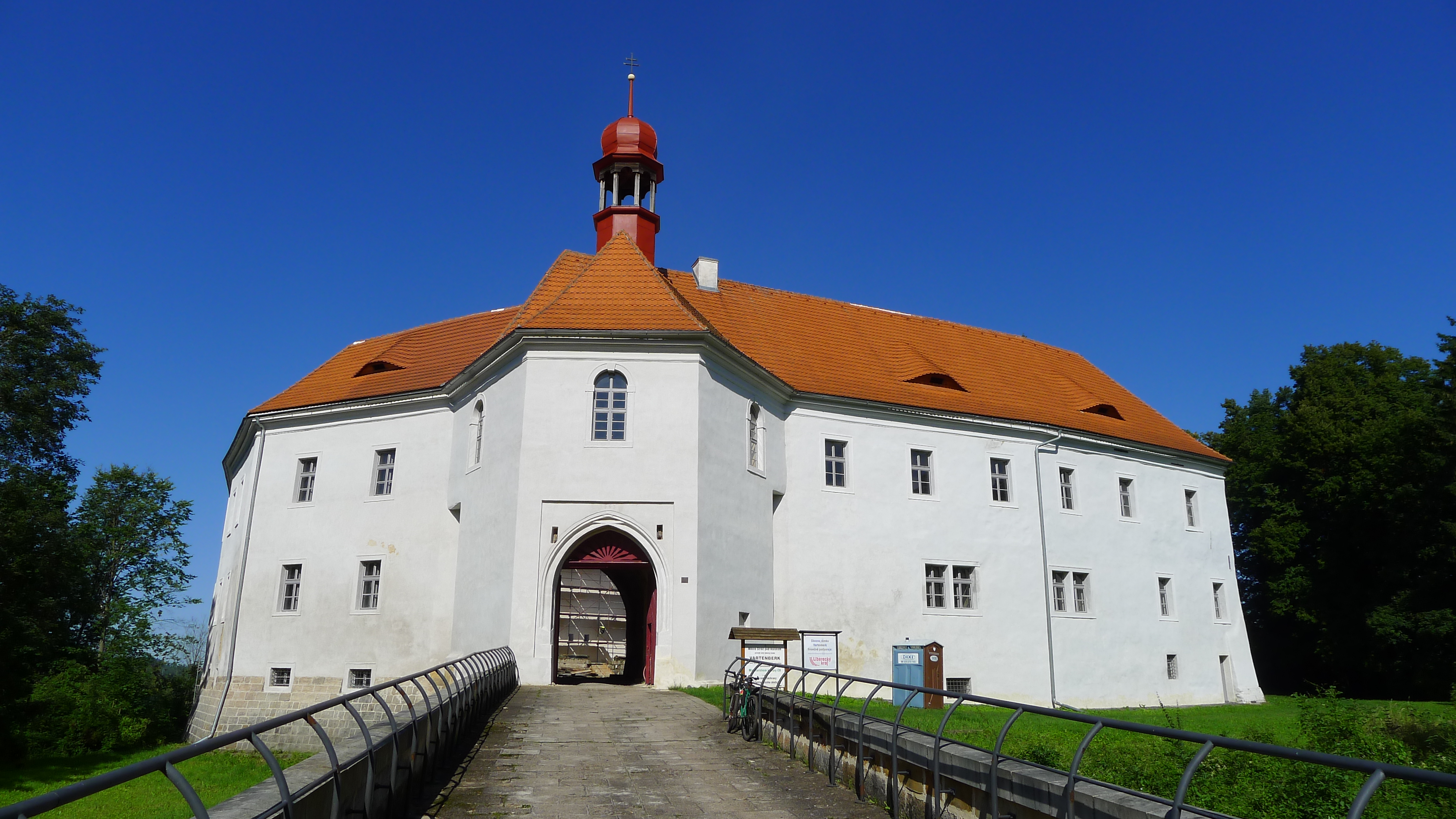 zámek Vartenberk ve Stráži pod Ralskem