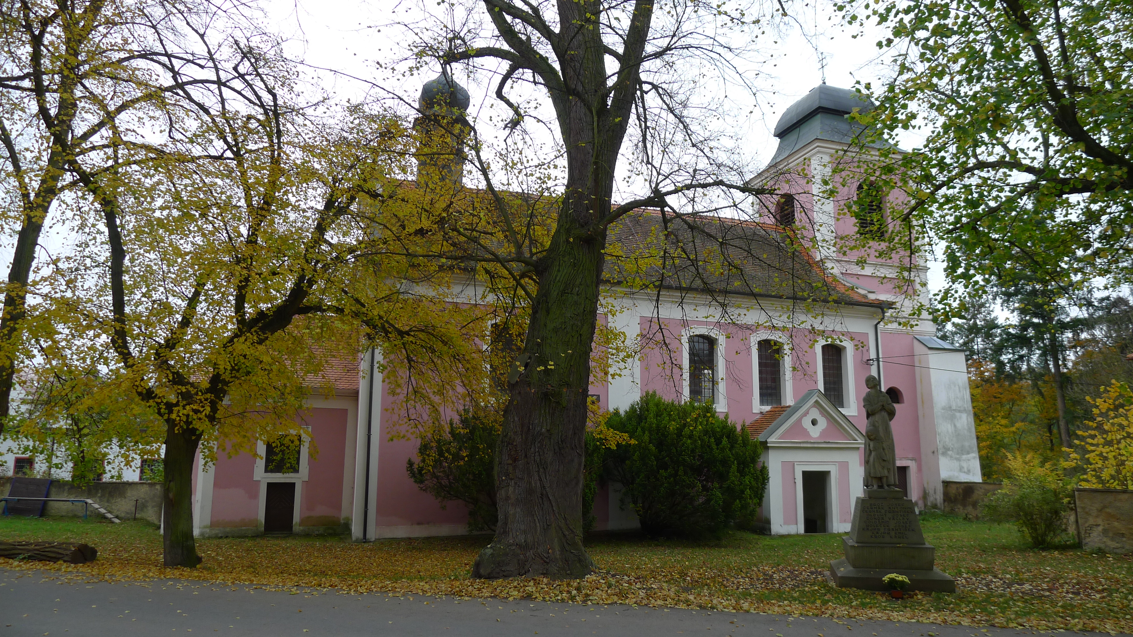 Zbečno - kostel sv. Martina
