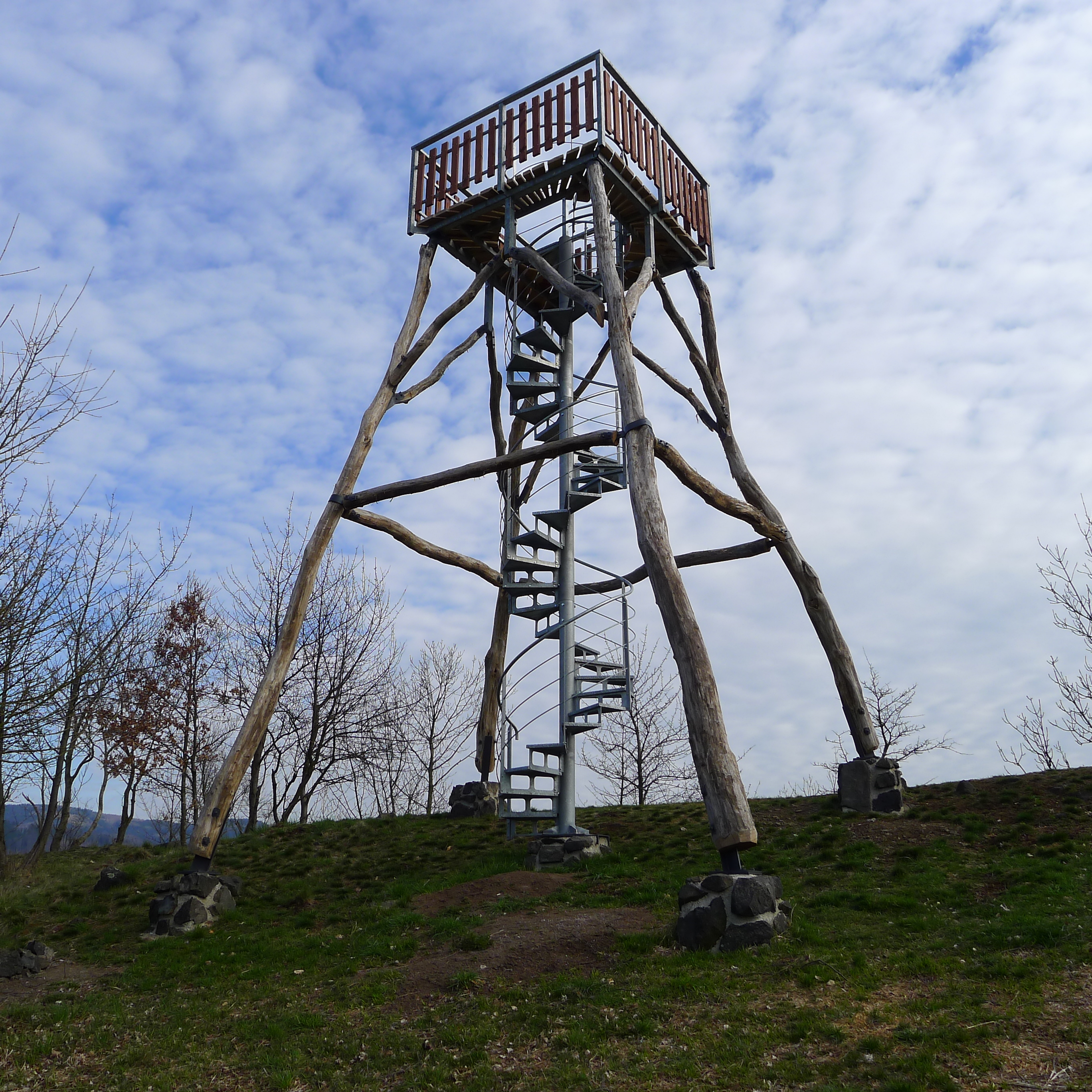 nová rozhledna na Holém kopci