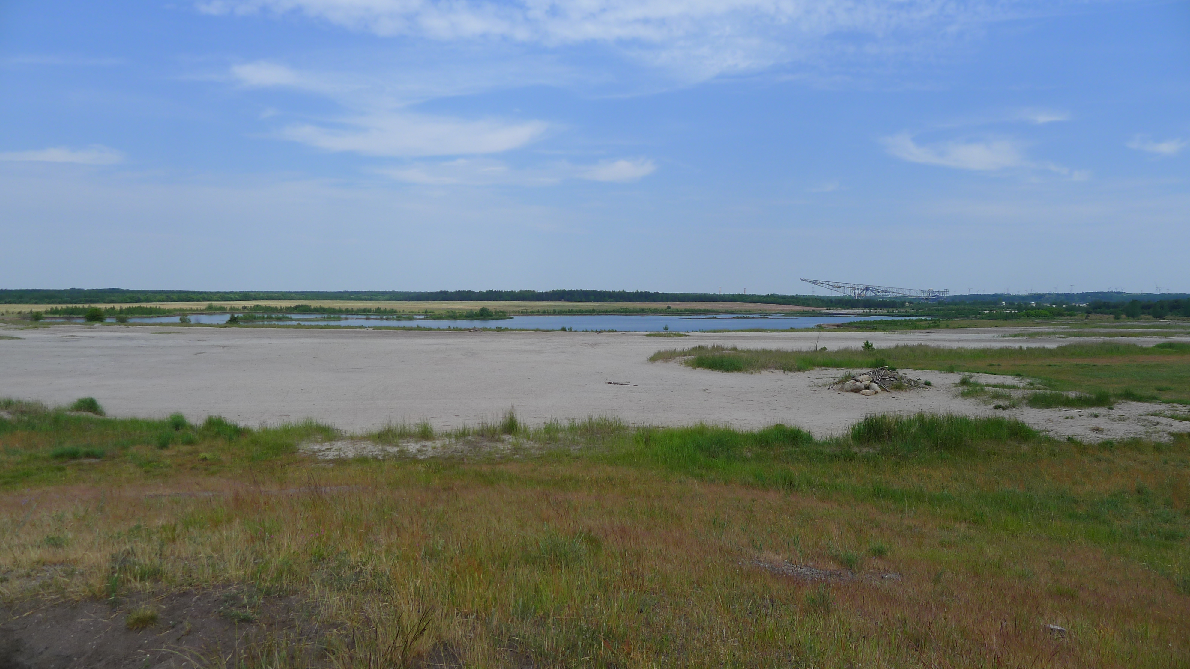 Seeteich, v pozadí F60
