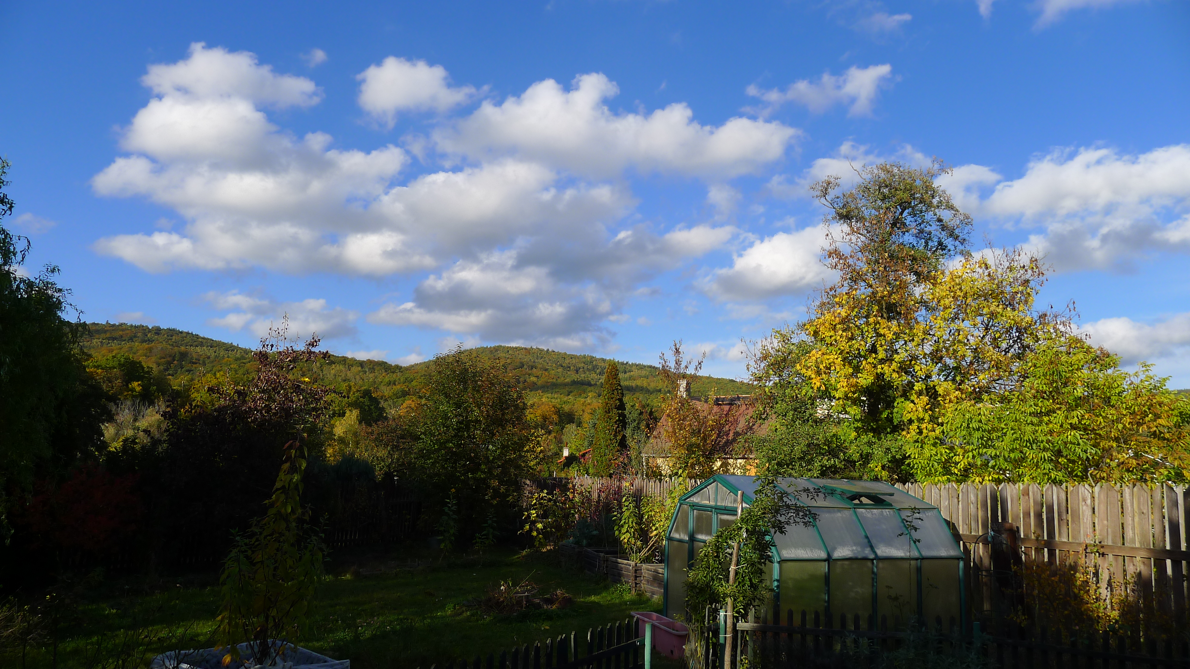 vyhlídka ze zahrady