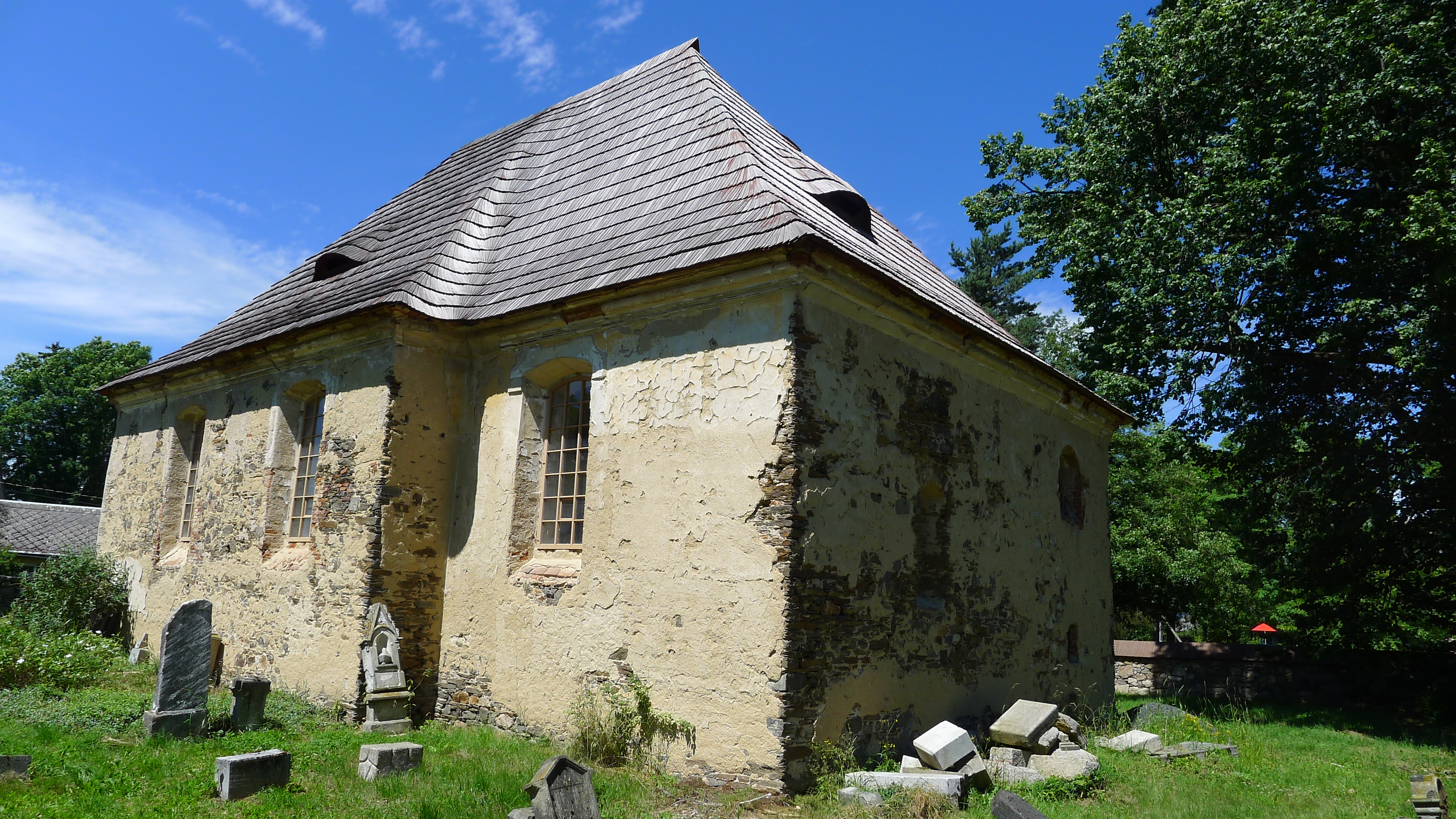 Přílezy - kostel sv. Bartoloměje