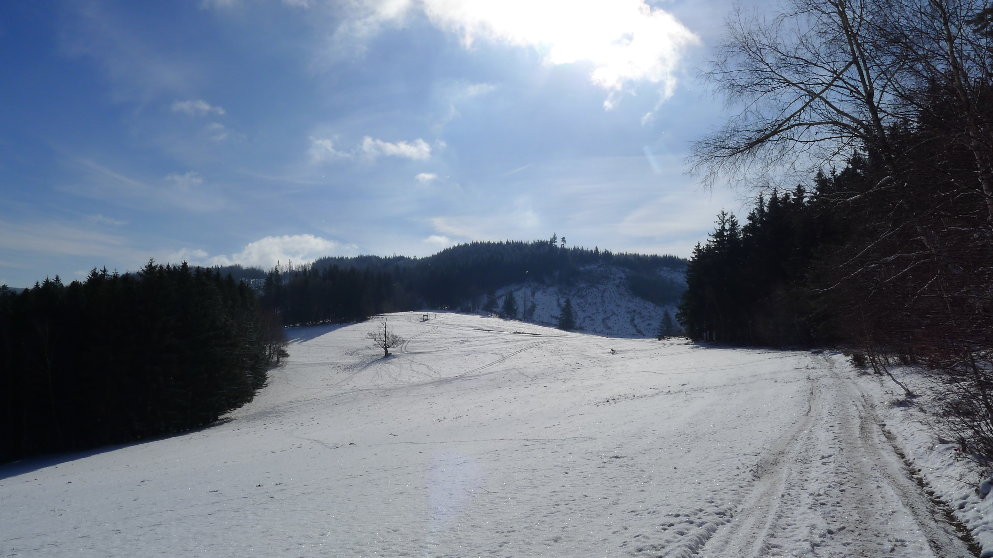 pohled zpět k rozcestí Klapinov